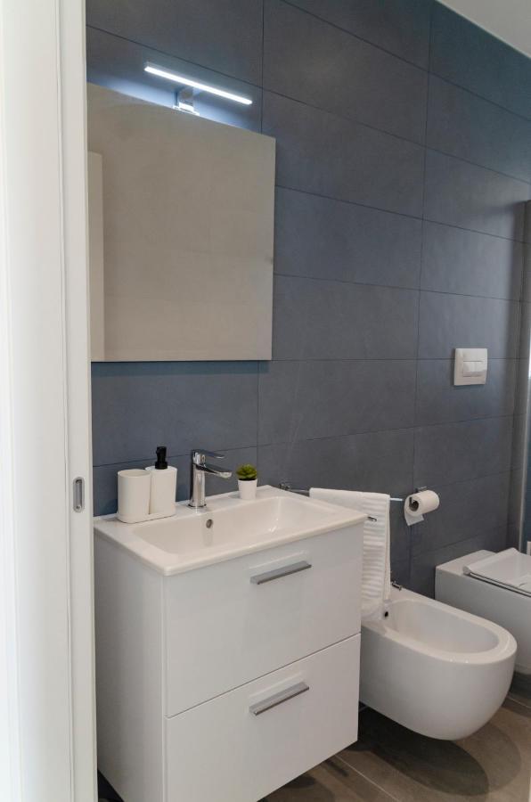 Apulialux - Exclusive And Modern City View, Private Parking Bari Exterior foto
